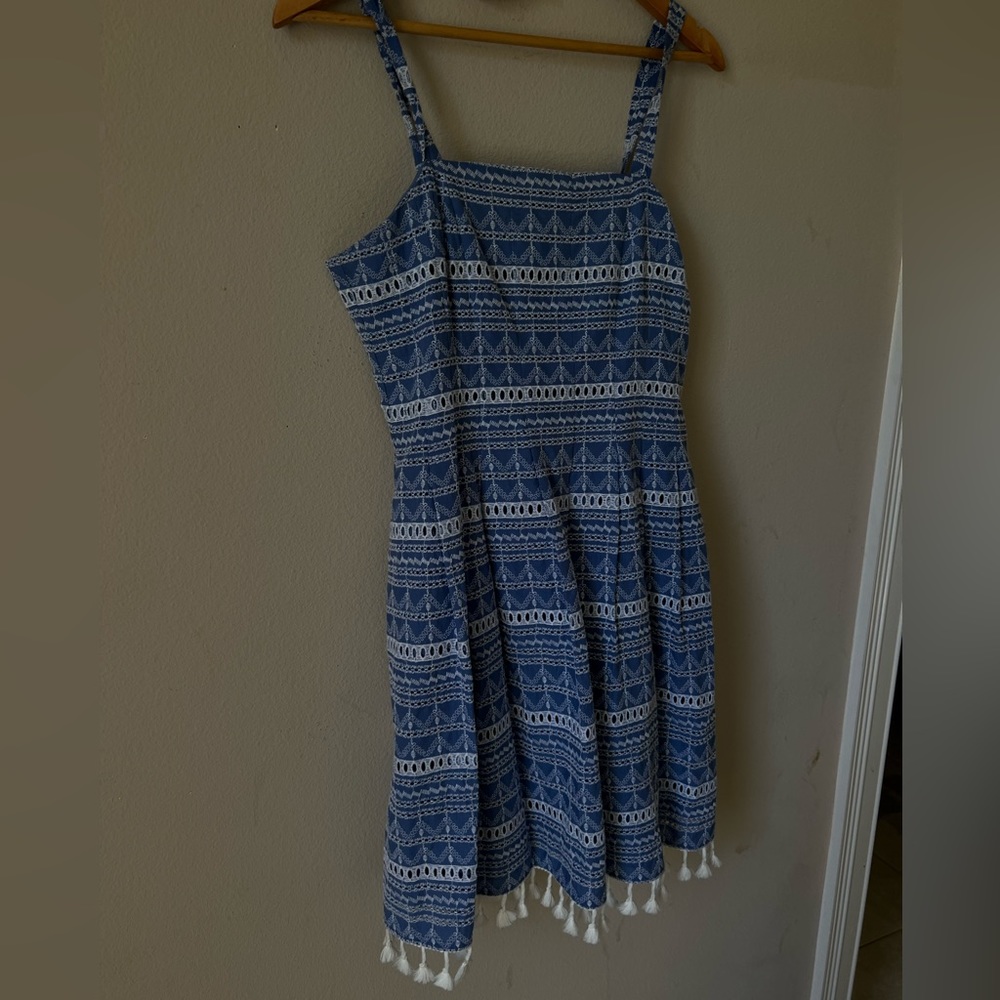 Vince Camuto Dress